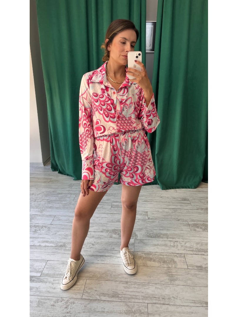 Pembe Renk Desenli Premium Kumaş Gömlek Şort Takımı Pembe Renk Desenli Premium Kumaş Gömlek Şort Takımı