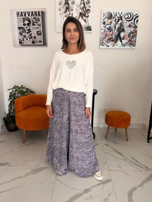 Açık Lila Renk Şal Desenli İçi Astarlı Şifon Kumaş Geniş Kesim Pantolon Açık Lila Renk Şal Desenli İçi Astarlı Şifon Kumaş Geniş Kesim Pantolon
