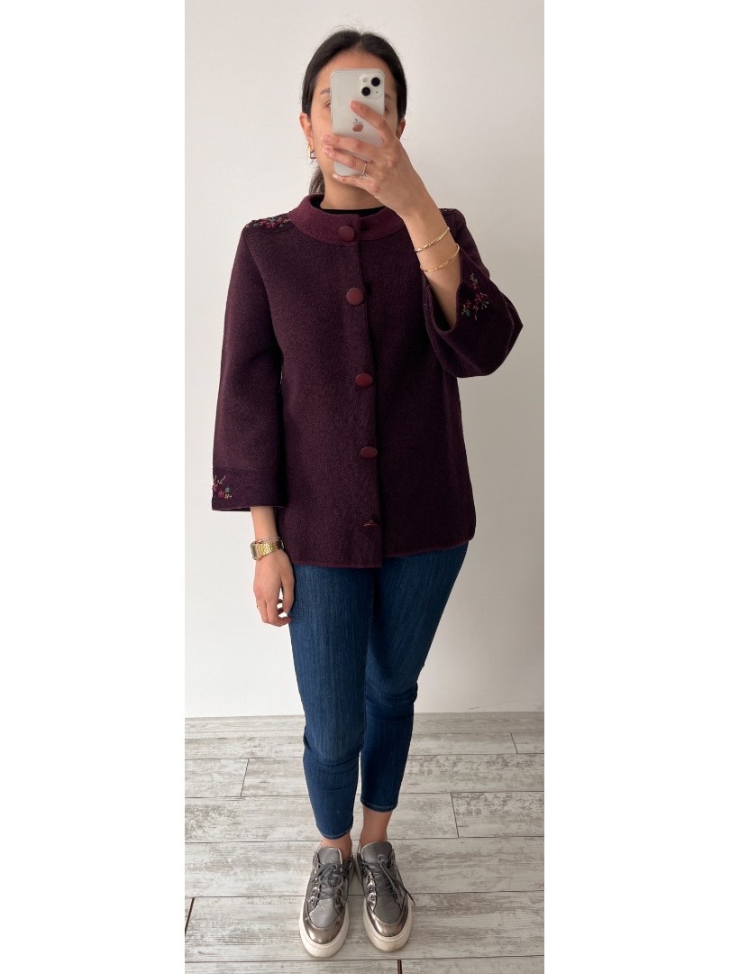 Bordo Renk Ceketi Yakası Kolu Nakışlı Yün Hırka